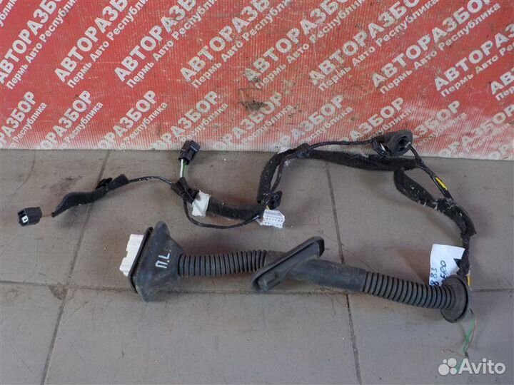 Проводка двери передняя левая Renault Sandero 2