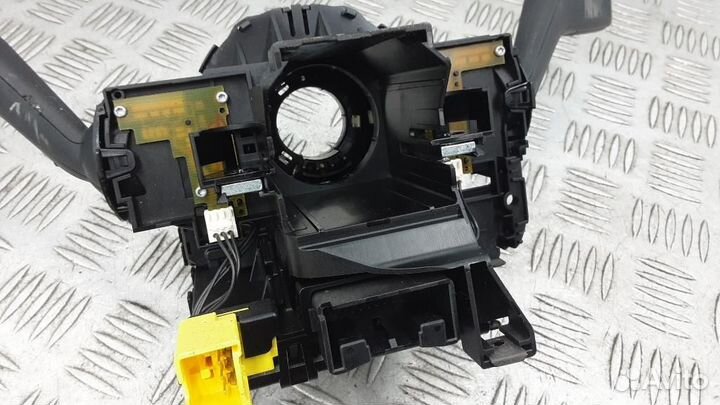 Переключатель поворотов подрулевой Volkswagen Pass