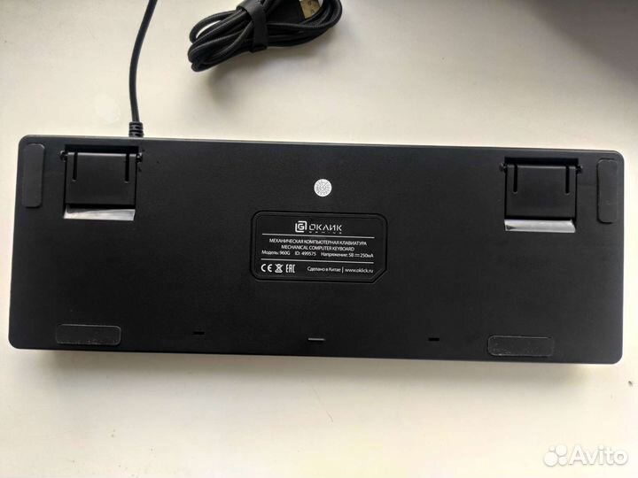 Механическая клавиатура синие свичи (кликающие)