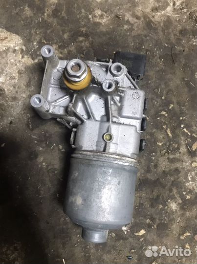 Моторчик дворников Volkswagen Polo