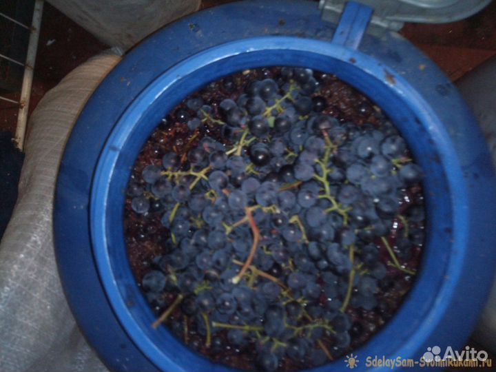 Бочки для вина браги 170 и 227 л. пищевые чистые