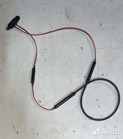 Беспроводные наушники beats