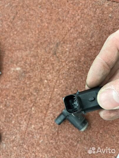 Датчик парктроника задний Renault Duster 2015-2019