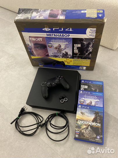 Sony PS4 slim 1tb в идеале с коробкой