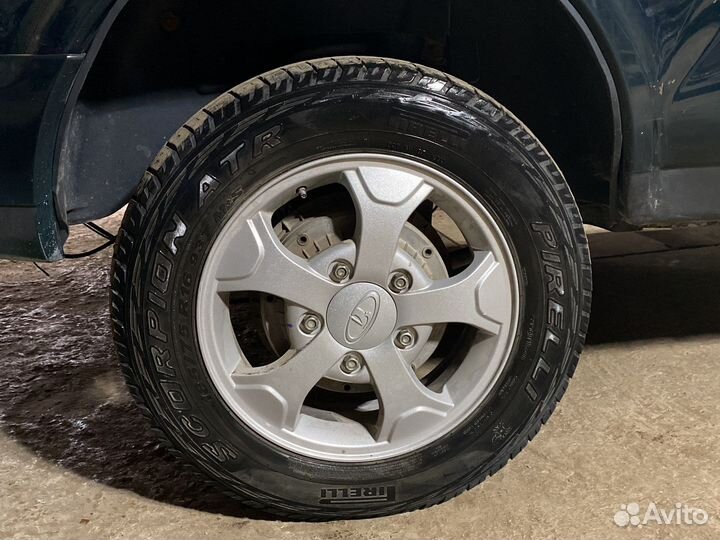 Продам колеса в сборе на Ниву pirelli R16