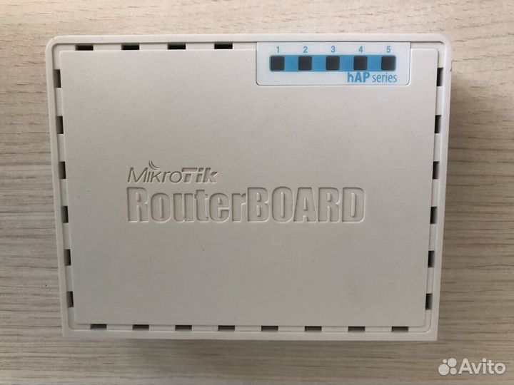 Wi-Fi роутер Mikrotik hAP ac lite RB952Ui-5ac2nD