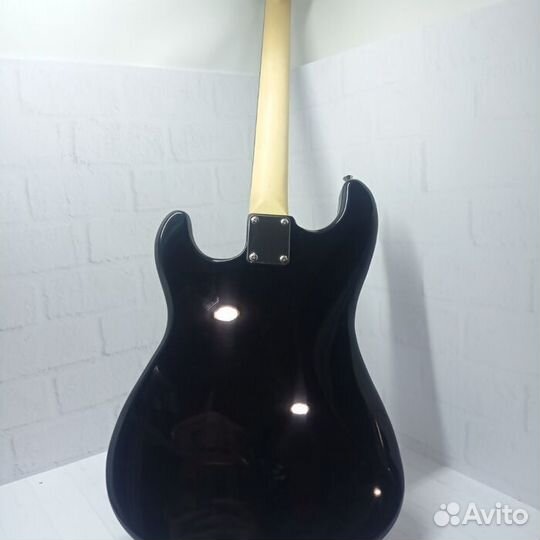 Гитара Squier stratocaster (Рассрочка /Т6)