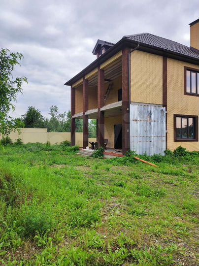 Дом 350 м² на участке 15 сот.