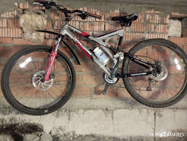 Горный велосипед mongoose PRO