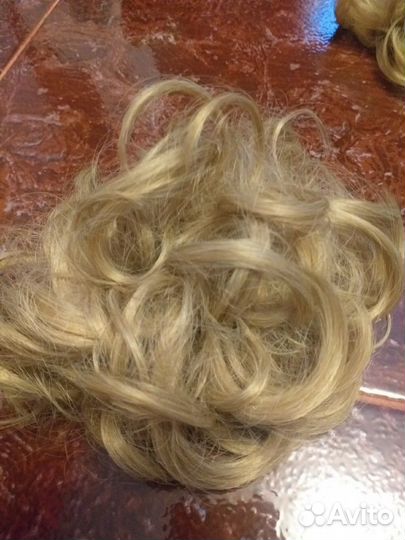 Пучок-резинка из волос