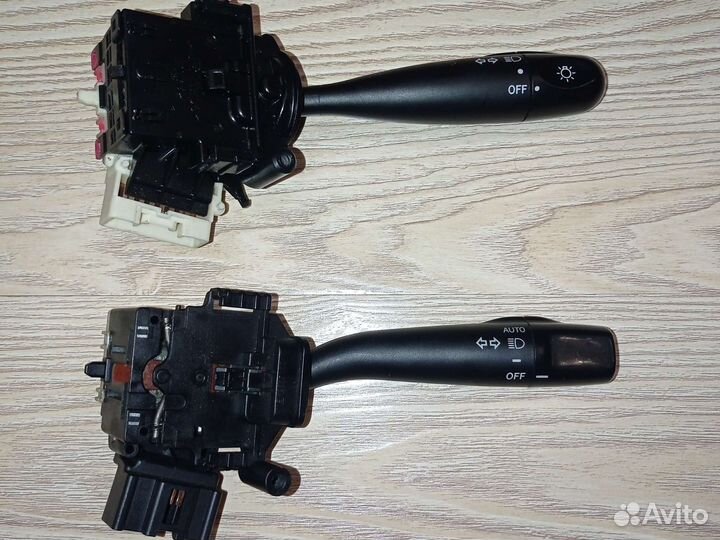 Подрулевой переключатель toyota