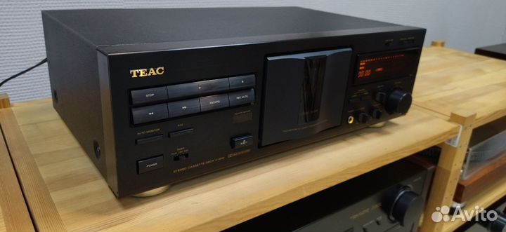 Teac V-1010 Кассетная дека