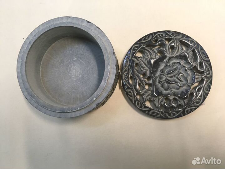 Шкатулка, камень