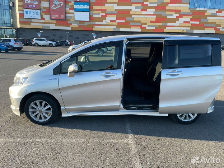 Honda Freed 1.5 CVT, 2015, 127 500 км