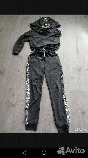 Спортивный костюм женский