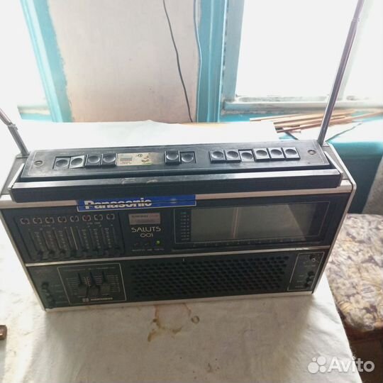 Радиоприемник Салют 001