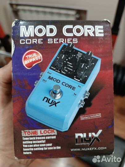 Педаль эффектов Nux - Mod core Chorus, Phaser и др