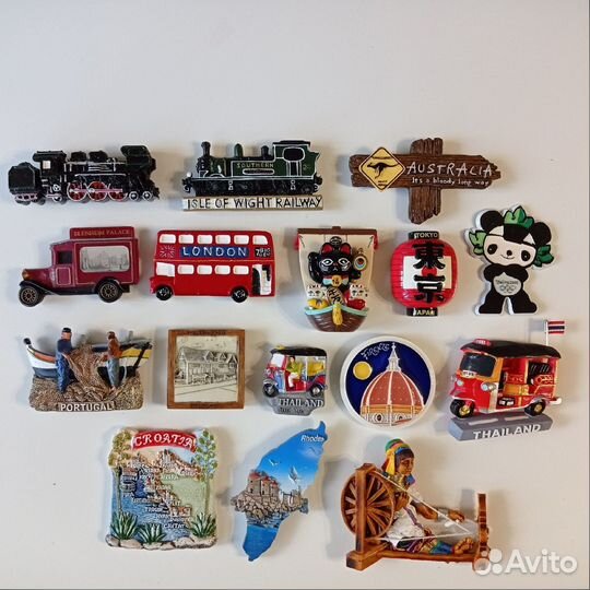 Магниты на холодильник из разных стран