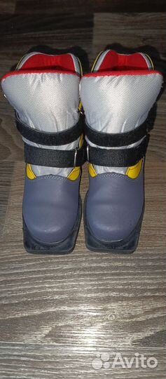 Лыжи, палки, ботинки