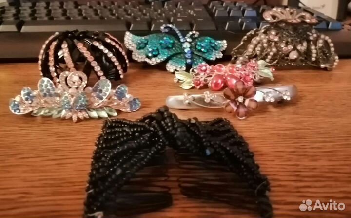 Заколки для волос