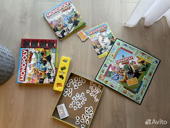 Настольная игра монополия Junior 5+