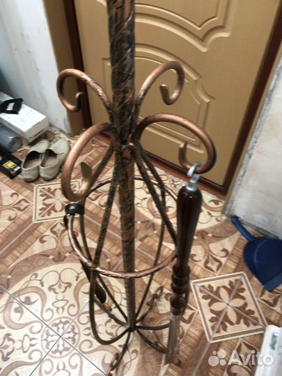 Вешалка кованая, металлическая