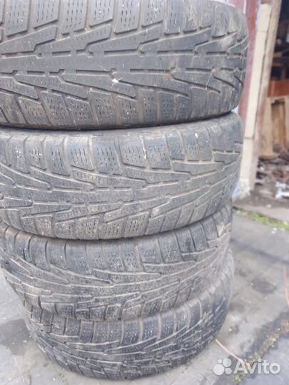Nokian Tyres Hakkapeliitta R SUV 225/65 R17 106R