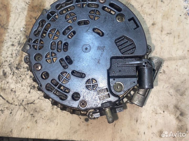 Mercedes S klass M273 генератор