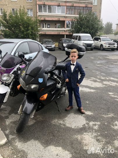 Школьный костюм