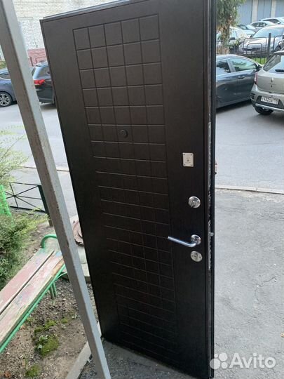 Дверь входная бу