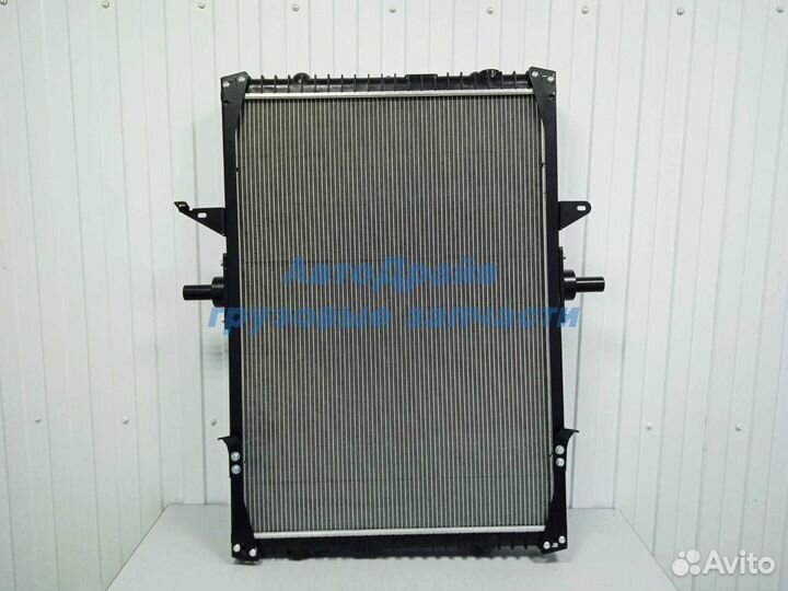 Радиатор Рено Магнум