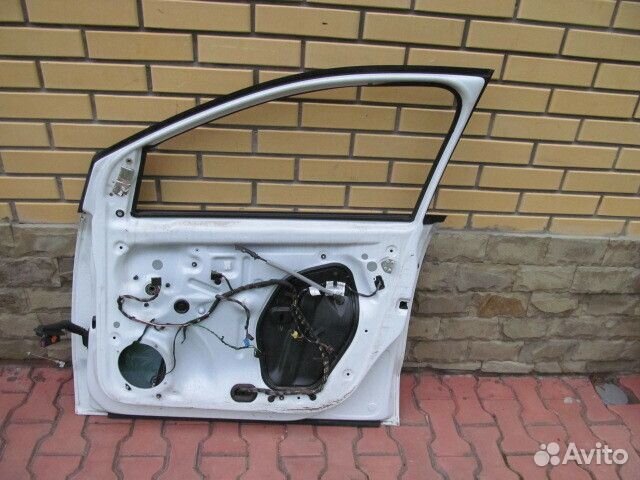 Дверь передняя правая Volkswagen Polo 5 2009