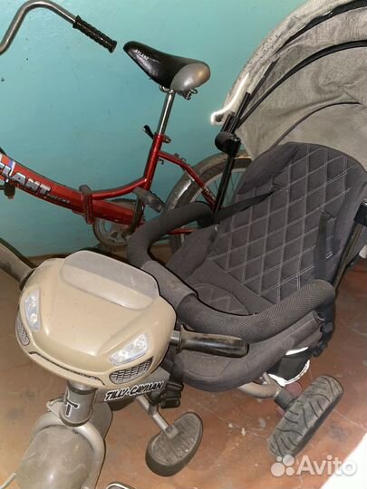 Прогулочная коляска