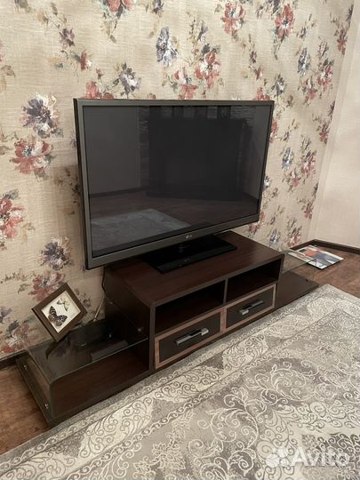 Тумба под телевизор новая