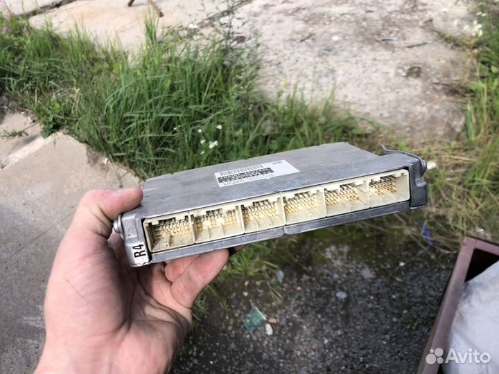 Engine control Toyota 89661-30s40