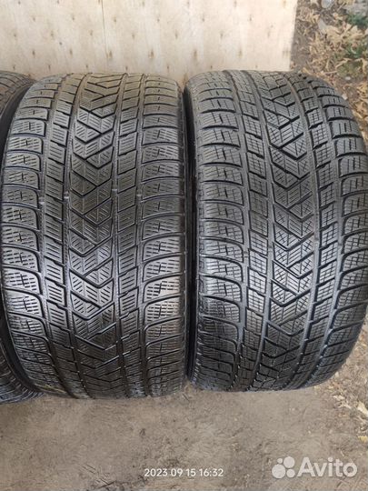 Pirelli Scorpion Winter 295/35 R21 107V