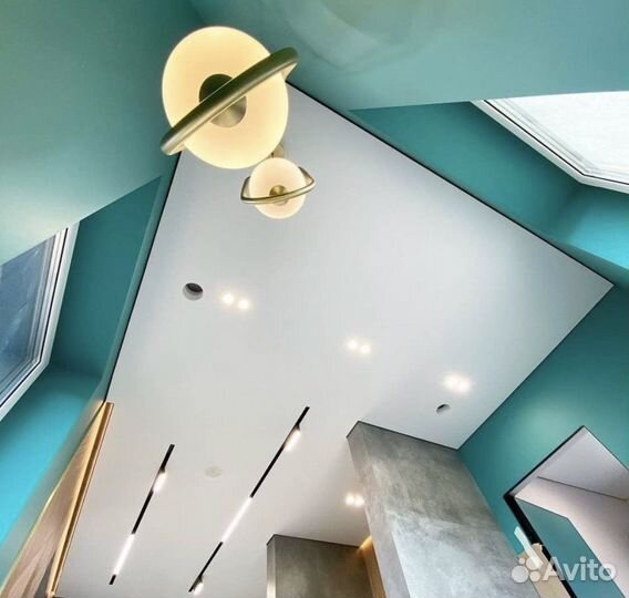 Дизайнерский костюм