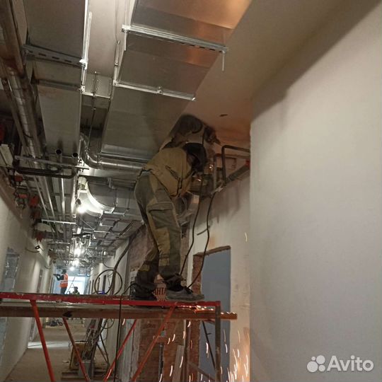 Сварщик, мастер по строительству