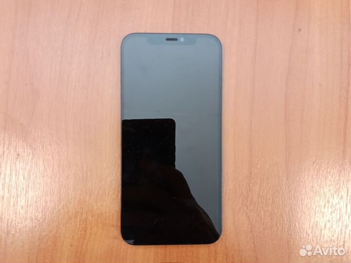 Экран и рамка на iPhone 12