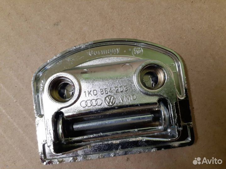 Ручка коврика багажника VW Touareg 1 7L casa