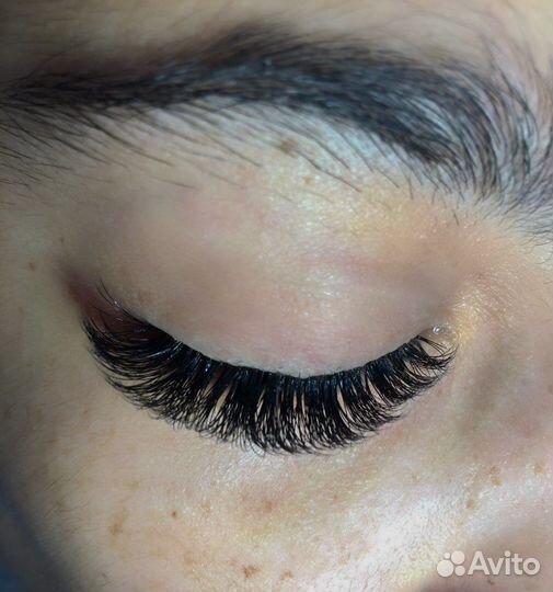 Наращивание ресниц на дому
