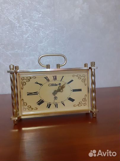 Часы будильник Слава СССР