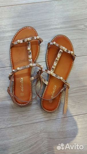 Сандалии 38