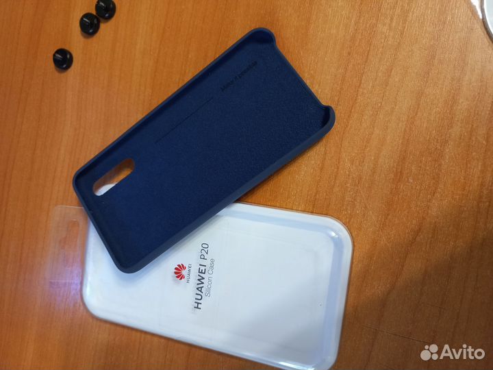 Чехол на Huawei p20 Новый
