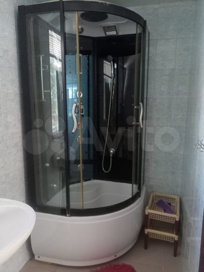 Комната 18 м² в 1-к., 2/2 эт.