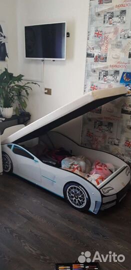 Детская кровать машина с матрасом