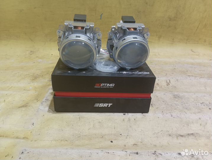 Линзы с фар Toyota Land Cruiser 200