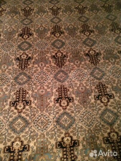 Ковер ручной работы