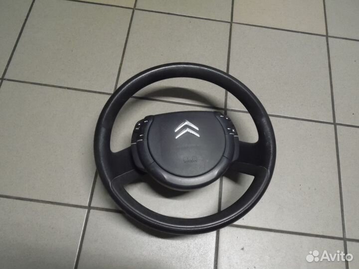 Рулевое колесо Ситроен С4