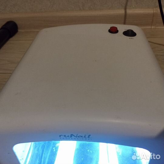 Лампа для ногтей